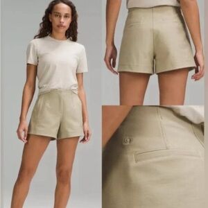 Lululemon Utilitech Relaxed-Fit High-Rise Short 3.5”